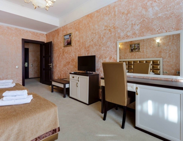 Номер комфорт улучшенный с 1 двуспальной кроватью - Отель ASunrise Hotel / АСанрайз Алахадзы